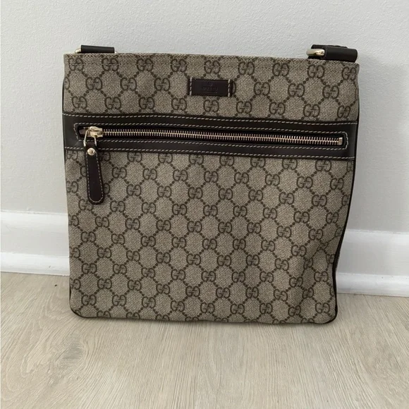 Gucci.Like new. Like new Gucci 2-way Print Medium Tote Bag 772144 Canvas  main image 4